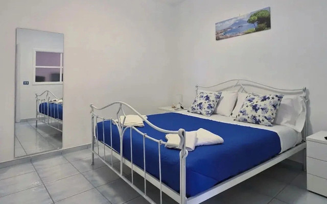 La Perla Blu - De Vivo Realty