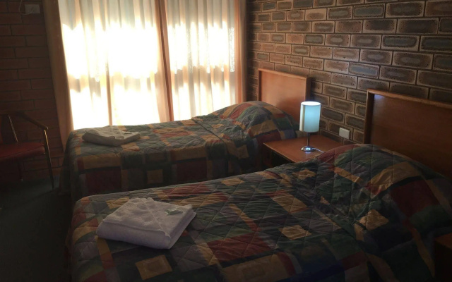 Gunsynd Motor Inn