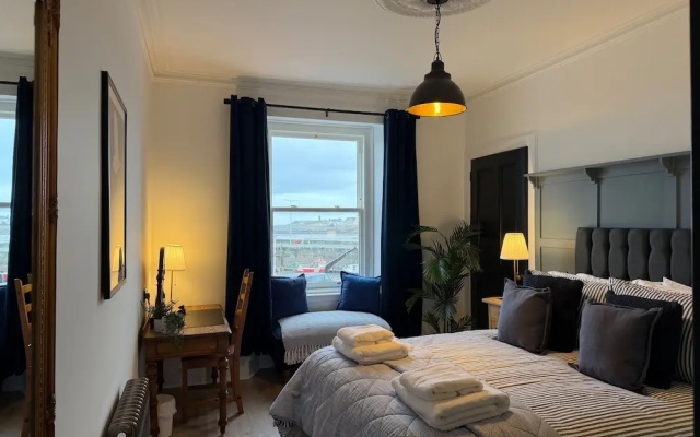 Seaview Apartment - 2bed on Anstruther Harbour