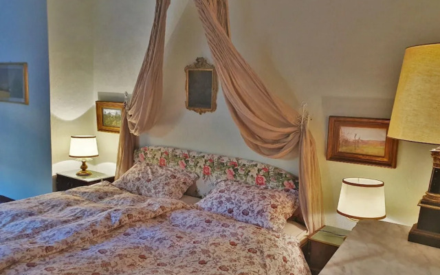 Guest House in Monferrato With Castle Views