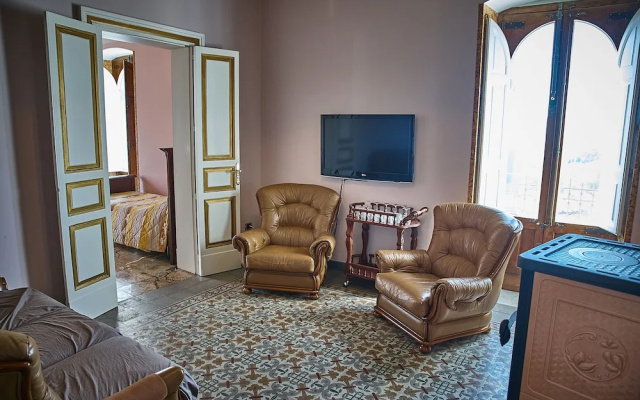La Casa Del Tempo