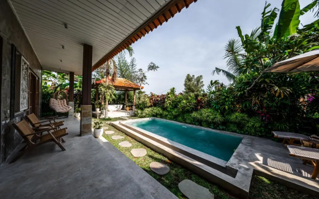 Nyaman Villas by EVDEkimi – romantic escape among rice fields w/pool, terrace - Long stay extras
