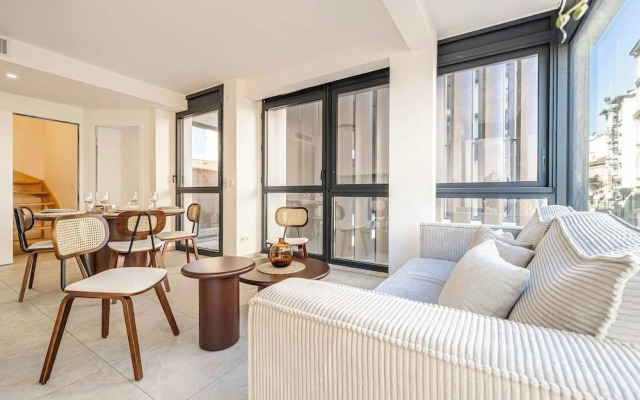 Amazing Duplex Apartment With Terrace in Monaco-beausoleil