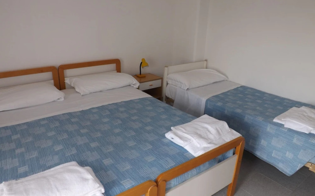 Hotel Alb's
