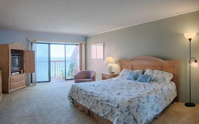 Rainbow 1109 - 2 Br Condo