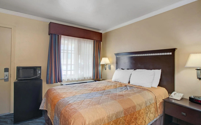 Super 8 Berkeley