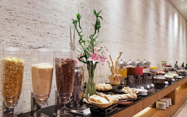 Grand Mercure Jakarta Harmoni