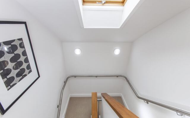 Апартаменты Club Living - Camden Town Apartments комната для гостей