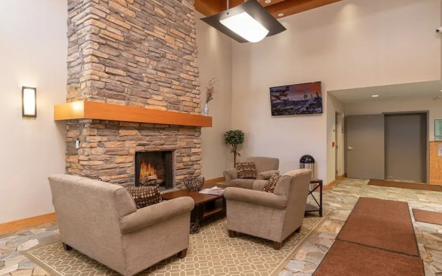 Fraser Crossing 1 Bedroom Cabin