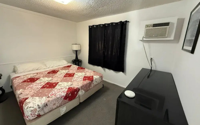Columbia Inn Motel CA 49