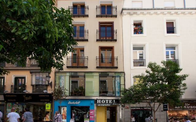 Hotel Mirador Puerta del Sol вид на фасад
