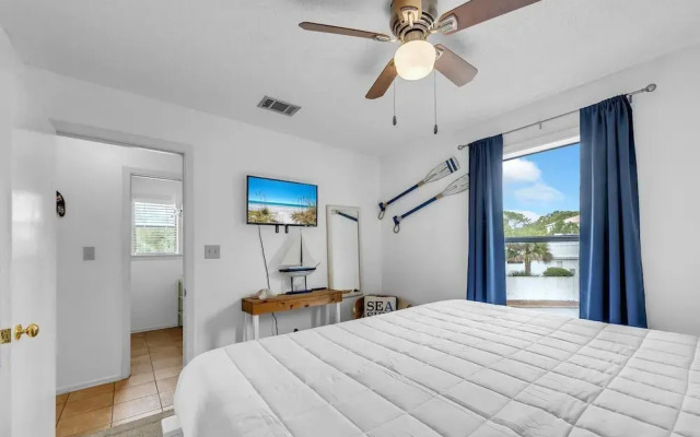 Beachwood Villas 11B- Sandy Toes Bungalow
