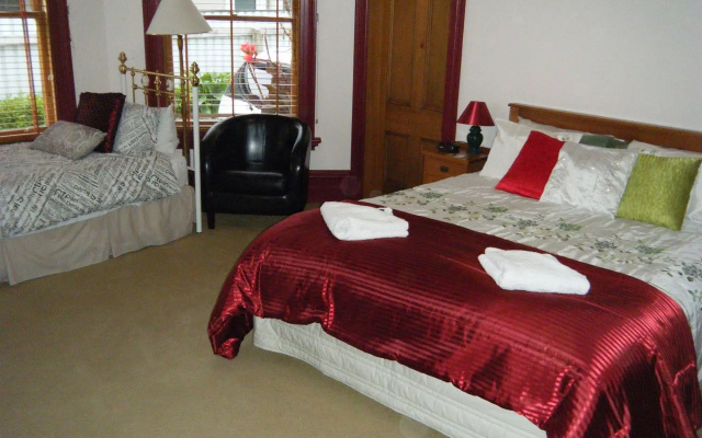 Collingwood Manor