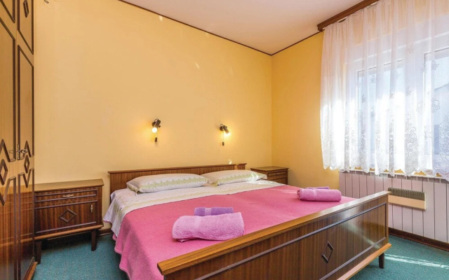 Stunning Home in Crikvenica With Wifi and 3 Bedrooms