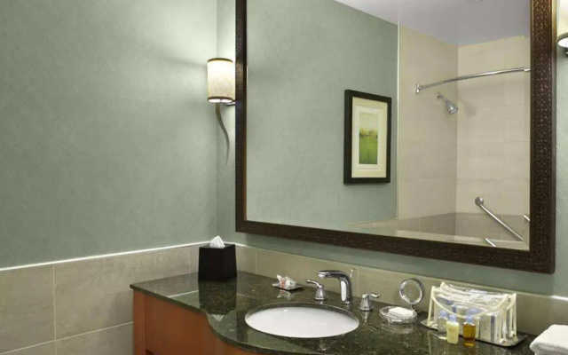 Doubletree By Hilton Akron/Fairlawn