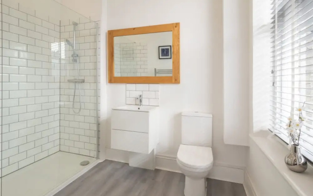 Host Stay Harbour Point