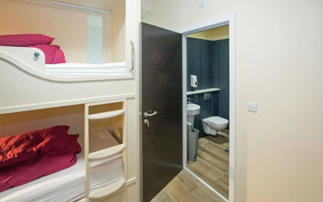 Canolfan Y Fron - Hostel