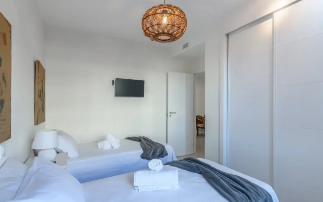Oceanfront Apartment in Isla Canela