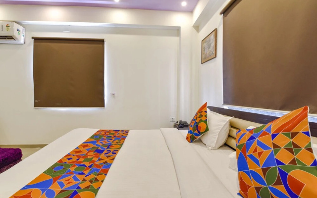 Fabhotel Crystal Inn Ii