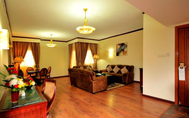 Tulip Inn Sharjah Hotel Apartments комната для гостей