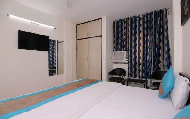 OYO 2041 Hotel Silver Land