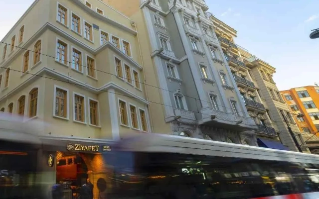 Hotel Brako