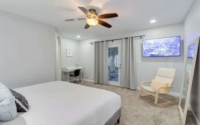 Desert Oasis in Mesa- Poolside & Hot Tub