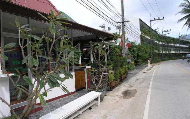 Kamala Beach Inn Hotel Phuket вид на фасад