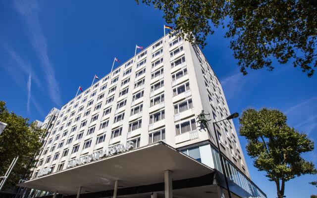 Отель Thistle Kensington Gardens Великобритания, Лондон - отзывы, цены и фото номеров - забронировать отель Thistle Kensington Gardens онлайн вид на фасад