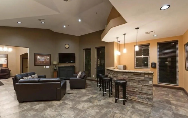 Something Borrowed By Signature Vacation Rentals