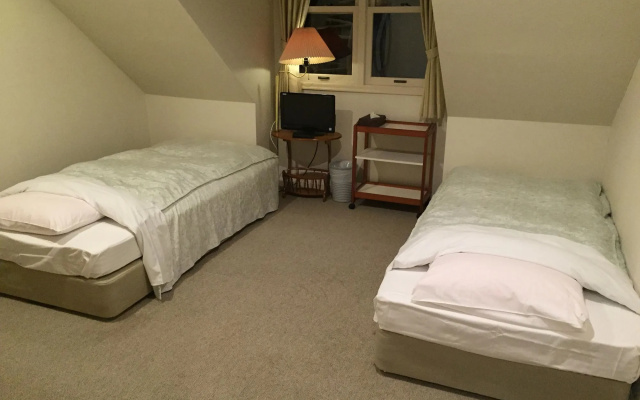 Guest House Bunk