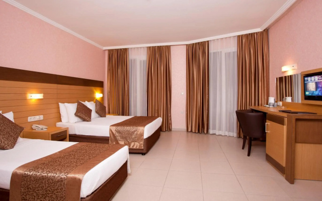 Remi Hotel