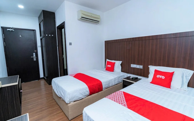 OYO 90375 Reggae Inn