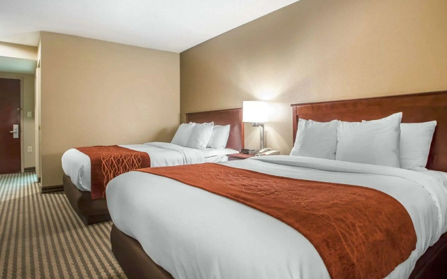 Comfort Inn & Suites Carneys Point - Pennsville