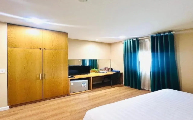 A25 Premium Hotel - 142 Bui Thi Xuan