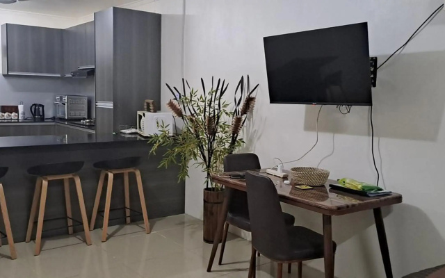 ABM Court Holiday Apartments