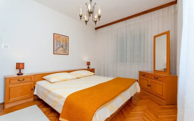 Apartment Mandalena