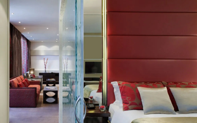 Al Faisaliah Suites