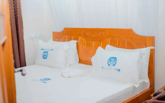 Mazinzi Hotel