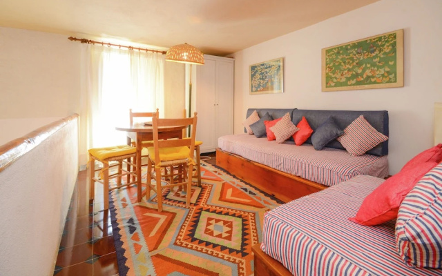 Lovely Apartment on a Beautiful Property Near the sea