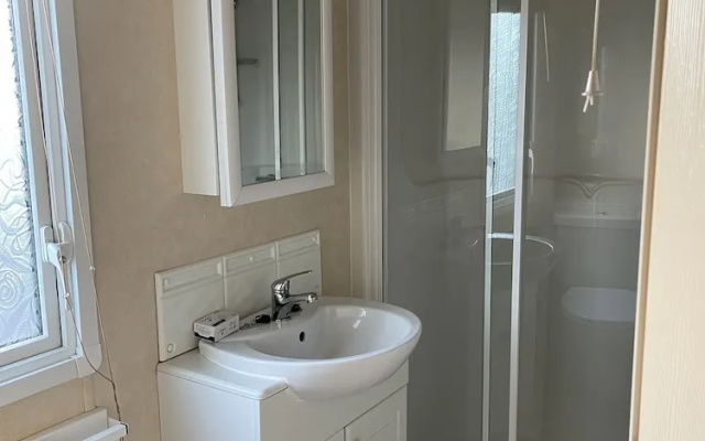 Beautiful 2-bed Static Caravan