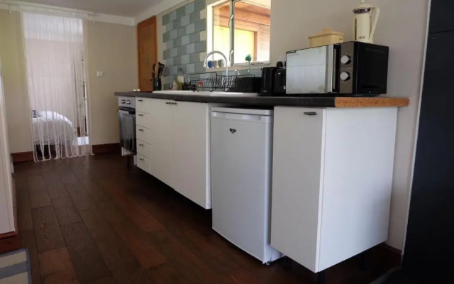 1 Bed Cabin - Sleeps 2 - 15 Mins From Lyme Regis
