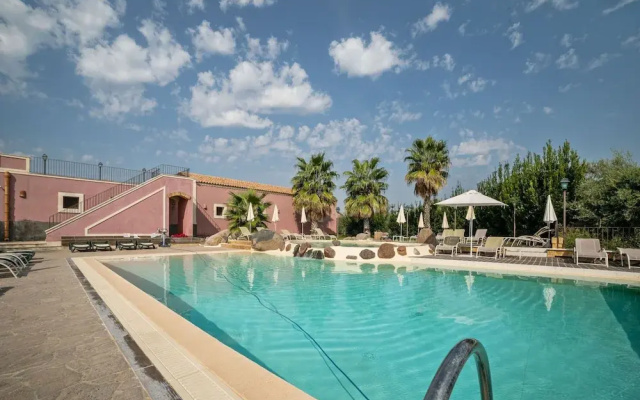 Holiday Home Near Mount Etna Views