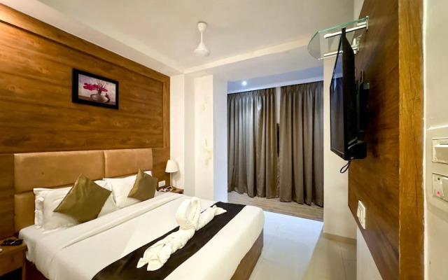 Palm Breeze Hotel - Colaba