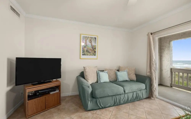 Four Winds by Distinctive Beach Rentals