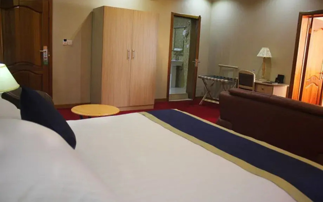 Hillview Hotel & Apparts