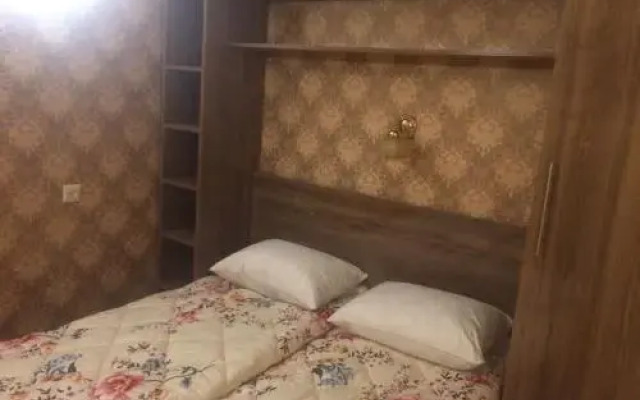 3+2 Dilijan Rest House