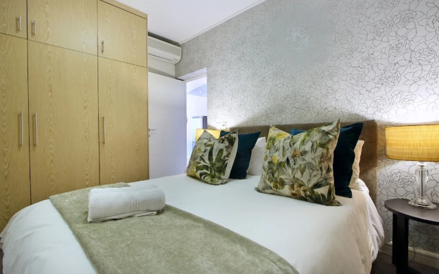 ITC Hospitality Group One Bedrooms Rockwell Building