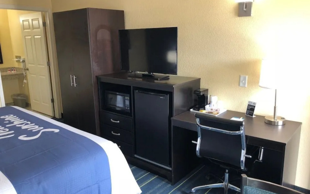 Days Inn by Wyndham Charles Town/Harpers Ferry