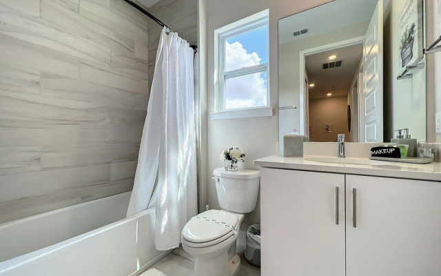 Reunion 3BR Villa Near Disney + Pool Access